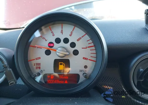 2011 Mini Cooper S z USA, uszkodzony, nr VIN WMWSV3C5XBTY23987